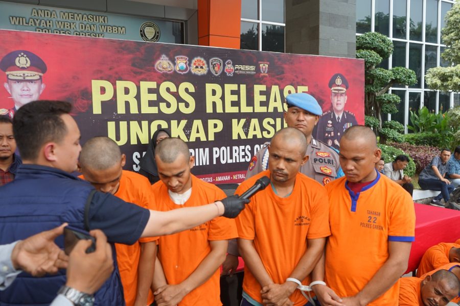 Satreskrim Polres Gresik Ungkap Ranmor Pembobolan Rumah & Warung Sekaligus Gasak Ban Serep ditol