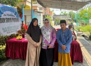 Bentuk Dukungan Moral, Wabup Aminatun Habibah Takziah Ke Rumah Korban Kecelakaan Laut Bawean