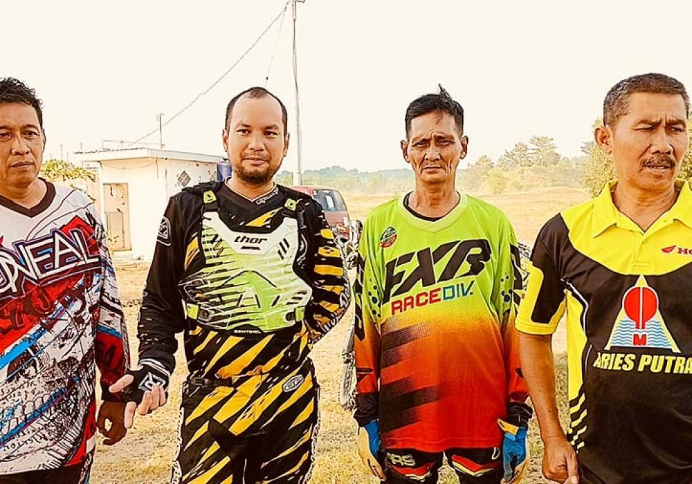Executive Motocross Jatim Latihan Rutin Juga Gelar Halal Bi Halal