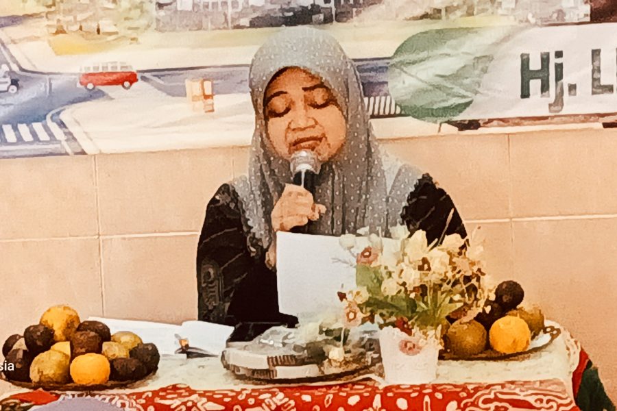 Hj.Lilik Fraksi PPP Membuka Pola Pikir Kaum Wanita Di Public Hearing