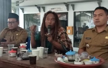 GenPABUMI Gresik Marah Hingga Aksi Turun Jalan Hadang Bus Pekerja , Tuntut PT.Chiyoda