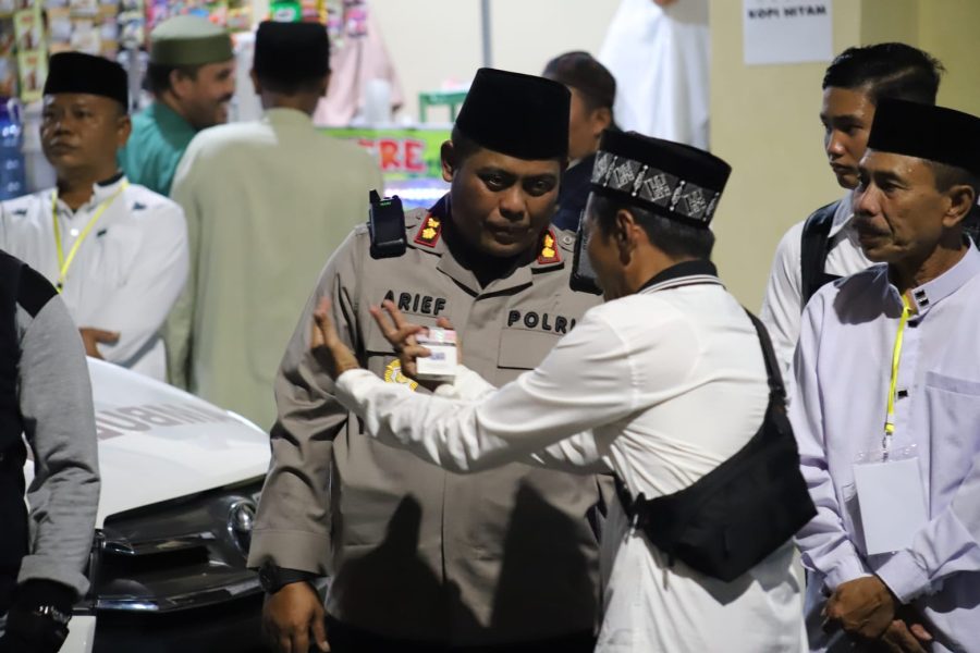 Gresik Bersholawat di Pulau Bawean Berjalan Lancar, aman dan kondusif
