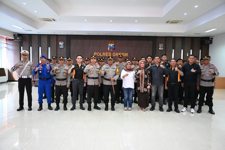 Kapolres Gresik AKBP Arief Kurniawan Kukuhkan Komite Olahraga Polri di Mapolres Gresik