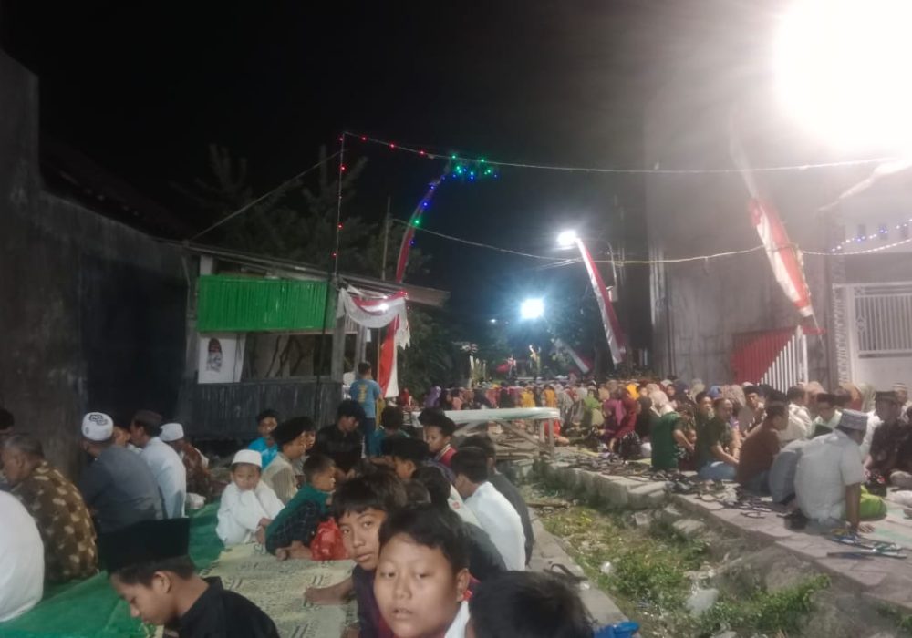 Malam Tasyakuran Peringatan HUT RI Ke – 79 di RW 4 Beji Berlangsung Kidmad