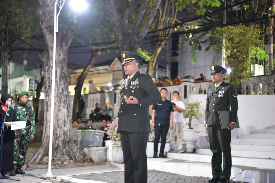 Gelar Upacara Kehormatan dan Renungan Suci Memperingati HUT RI Ke – 79 di TMP Gresik