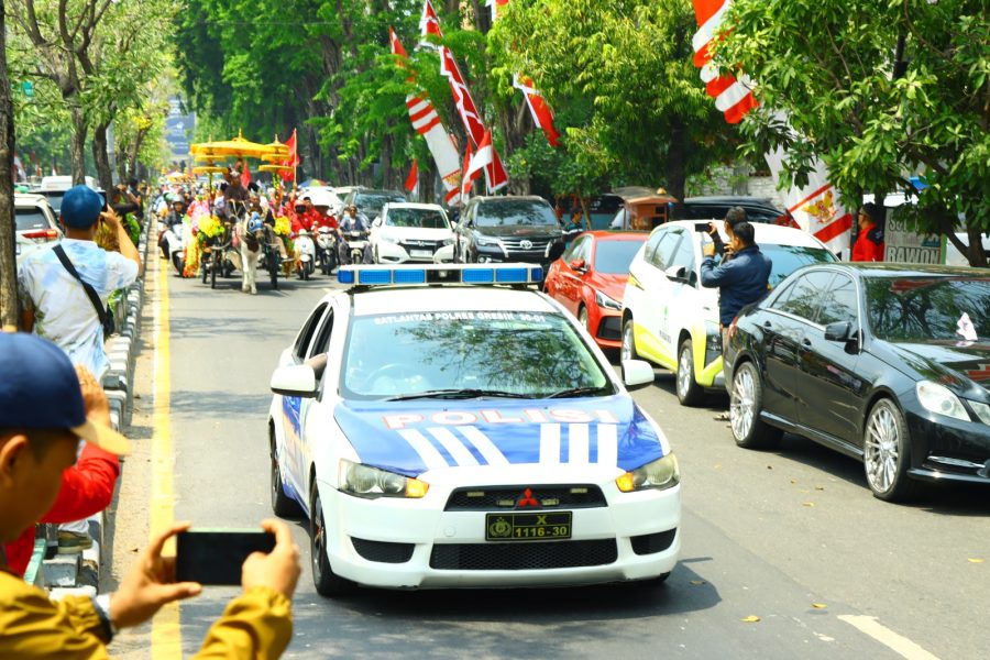 Polres Gresik gelar pengamanan selama pendaftaran bakal calon Bupati dan bakal calon Wakil Bupati di Pilkada Gresik 2024