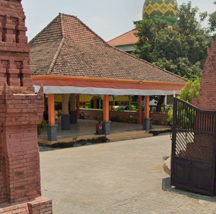 Tim monev kecamatan tarik sidoarjo Diduga buat laporan palsu terkait realisasi DD desa Gampingrowo