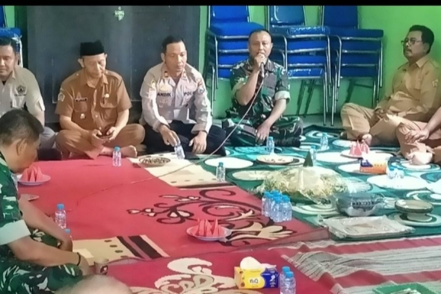 Jalin Sinergitas Yang Kuat, Muspika Cerme Bersama Kapolsek & Kades Beri Ucapan Selamat Kepada Personil Koramil Cerme